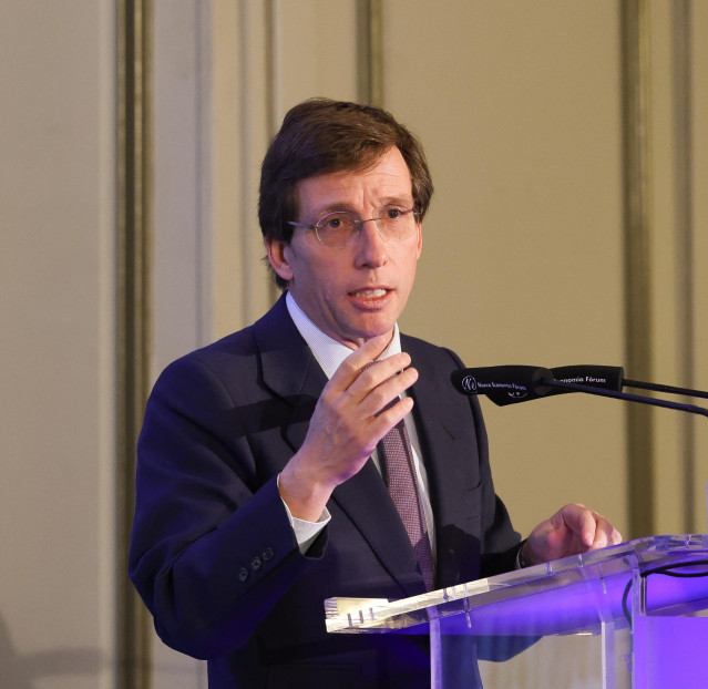 El alcalde de Madrid, José Luis Martínez-Almeida, interviene durante un desayuno informativo que protagoniza, organizado por Nueva Economía Fórum, en el Hotel The Westin Palace, a 28 de febrero de 2024, en Madrid (España). (Foto de archivo).