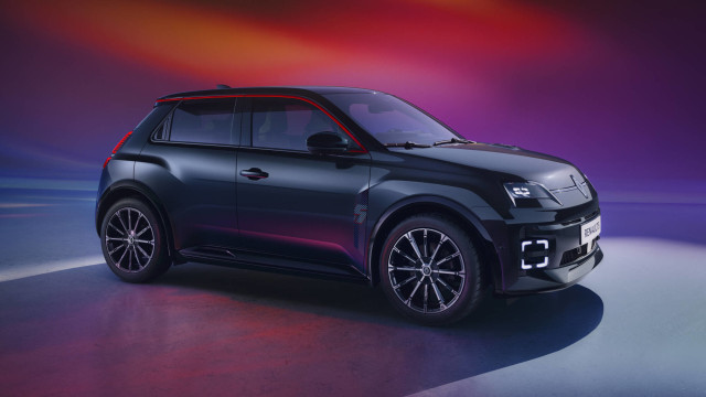 Archivo - Renault presenta su 5 E-Tech 100% eléctrico