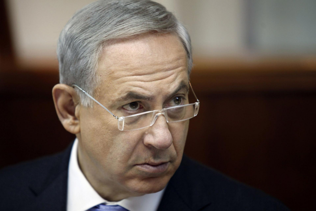 Archivo - Imagen de archivo del primer ministro israelí, Benjamin Netanyahu, durante su reunión semanal de gabinete en Jerusalén, ago 4 2013. Israel ordenó una movilización en pequeña escala de 