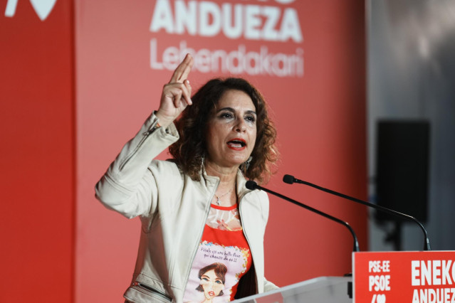 La vicepresidenta primera del Gobierno, María Jesús Montero, en el inicio de la campaña electoral vasca en Bilbao