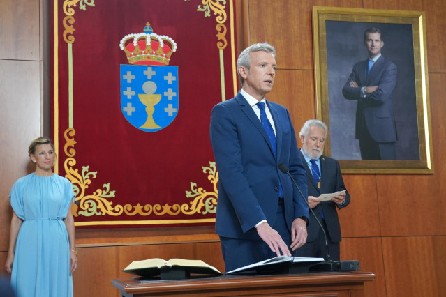 Archivo - El hasta ahora vicepresidente primero de la Xunta de Galicia, Alfonso Rueda, durante su toma posesión como presidente, en el Parlamento de Galicia, en el Pazo do Hórreo, a 14 de mayo de 2022, en Pontevedra, Galicia, (España). Rueda, del Partido