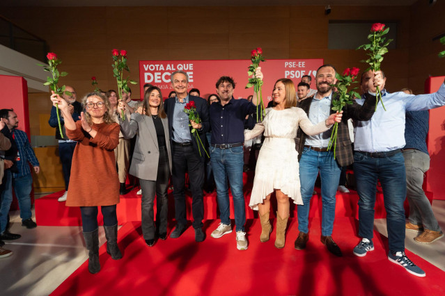Acto del PSE en Irun con Eneko Andueza, José Luis Rodríguez Zapatero, Denis Itxaso y Cristina Laborda