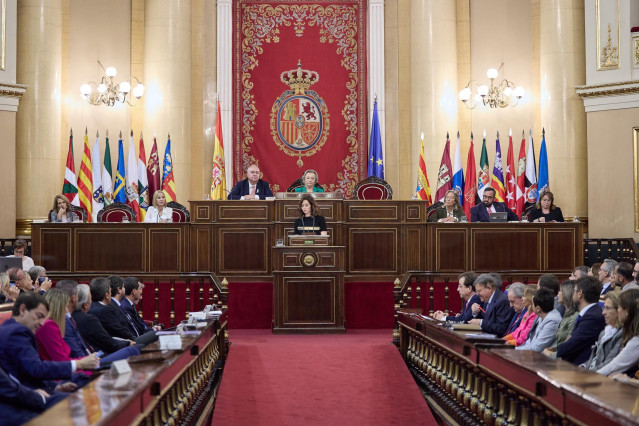 Archivo - La presidenta de la Comunidad de Madrid, Isabel Díaz Ayuso, interviene durante un debate tras la Comisión General de las Comunidades Autónomas, en el Senado, a 19 de octubre de 2023, en Madrid (España). En la Comisión, Aragonès, ha defendido la