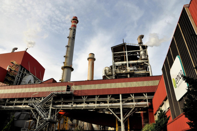 Archivo - La planta industrial de Ence en Navia.