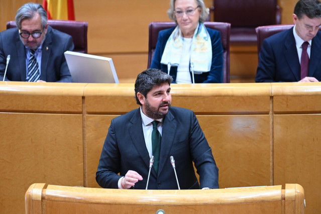 El presidente del Gobierno de la Región de Murcia, Fernando López Miras,  en la Comisión General de las Comunidades Autónomas del Senado
