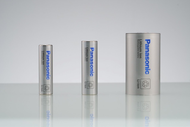 Archivo - Panasonic Energy y Mazda acuerdan el suministro de baterías cilíndricas de ion litio.