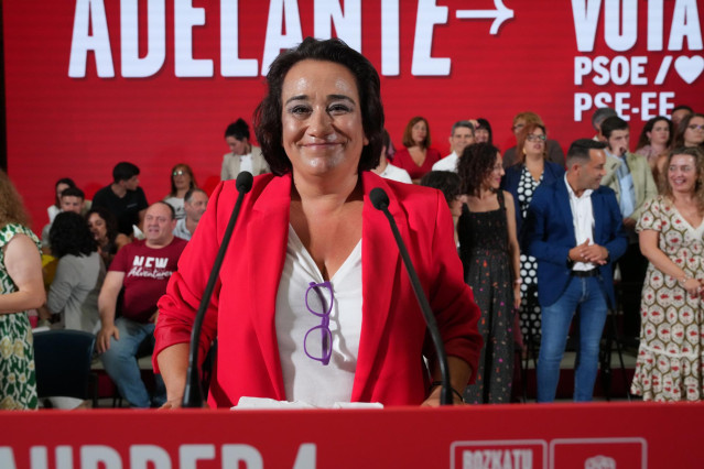 Archivo - La cabeza de lista de los socialistas vascos al Congreso por Gipuzkoa, Rafaela Romero