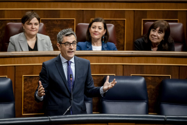 Archivo - El ministro de la Presidencia, Justicia y Relaciones con las Cortes, Félix Bolaños, en el Congreso de los Diputados, a 21 de febrero de 2024, en Madrid (España).