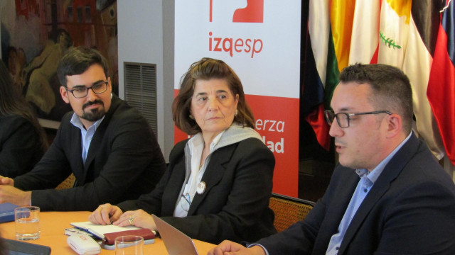 El secretario general de Izquierda Española, Guillermo del Valle, presenta junto a la ex eurodiputada socialista María Muñiz de Urquiza, los primeros nombres de la lista que presentarán a las elecciones europeas. En Madrid, a 10 de abril de 2024.