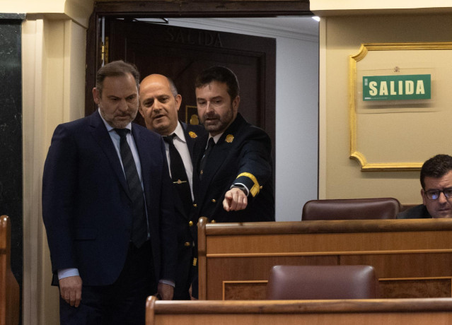 El diputado del Grupo Mixto y exministro de Transportes José Luis Ábalos llega a una sesión plenaria, en el Congreso de los Diputados, a 14 de marzo de 2024, en Madrid (España).