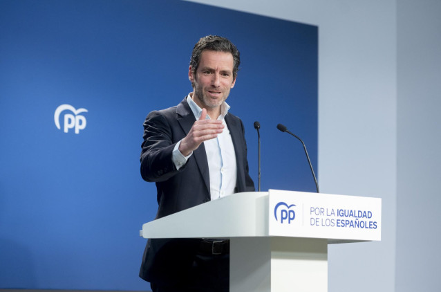 El portavoz del Partido Popular, Borja Sémper, durante una rueda de prensa posterior a la reunión del Comité de Dirección del Partido Popular, en la sede nacional del PP, a 1 de abril de 2024, en Madrid (España).