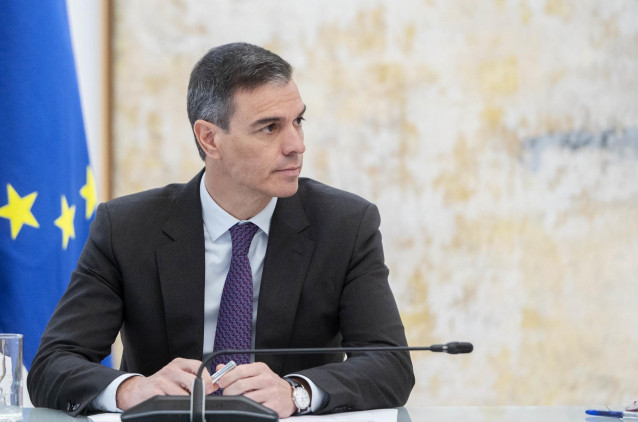 El presidente del Gobierno, Pedro Sánchez, preside el pleno extraordinario del Observatorio Estatal de Violencia sobre la Mujer, en el Complejo de La Moncloa, a 16 de abril de 2024, en Madrid (España).