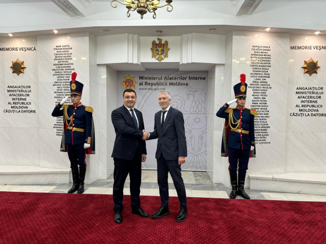 El ministro del Interior, Fernando Grande-Marlaska, de visita oficial en Moldavia