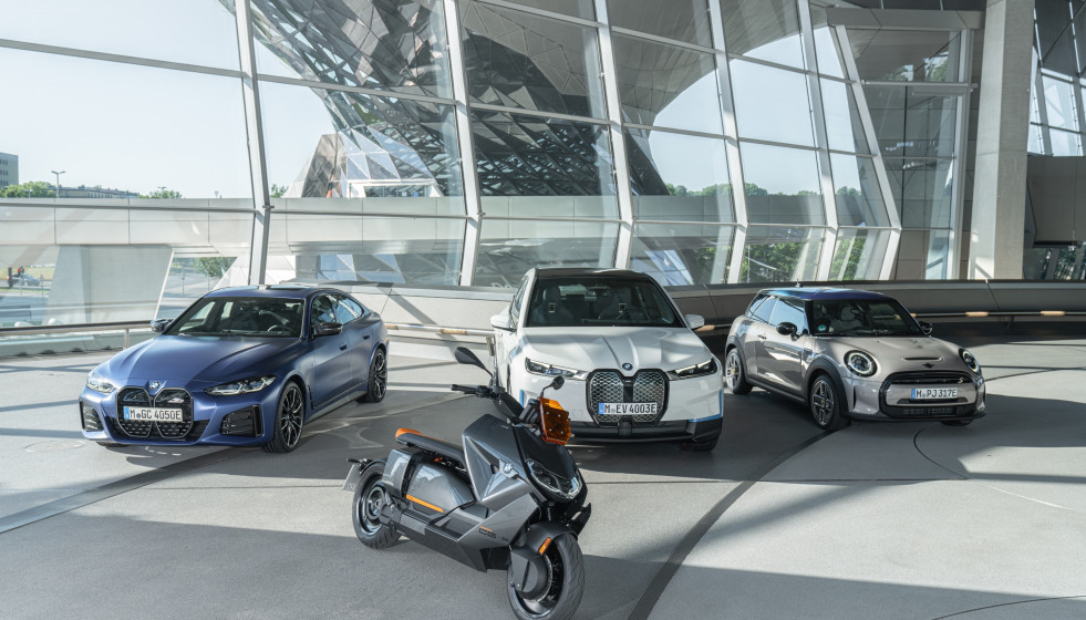 BMW matricula más de un millón de autos eléctricos en todo el mundo y 12.643 solo en España.