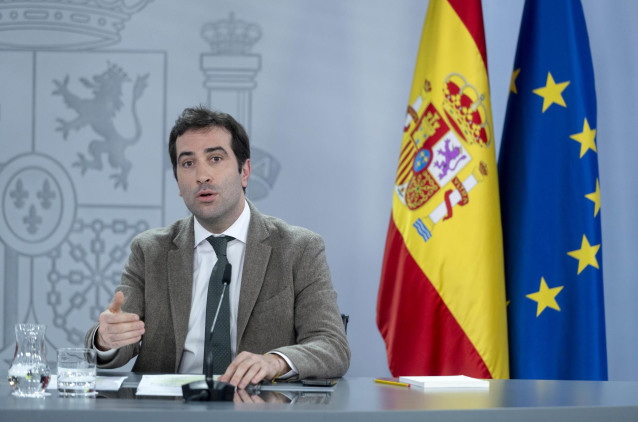 Archivo - El ministro de Economía, Comercio y Empresa, Carlos Cuerpo.