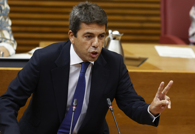 Archivo - El 'president' de la Generalitat, Carlos Mazón