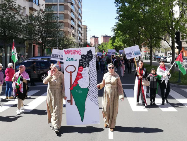 Manifestación en Pamplona para reclamar el fin del ataque de Israel en Gaza.