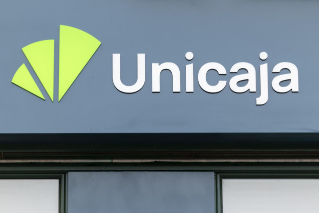 Archivo - Unicaja participa en la Feria del Espárrago de Huétor Tájar