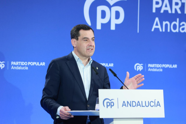 El presidente del Partido Popular de Andalucía, Juanma Moreno, durante su intervención en el Comité Ejecutivo Autonómico. A 22 de abril de 2024, en Sevilla (Andalucía, España). El presidente del Partido Popular de Andalucía, Juanma Moreno, ha presidido es