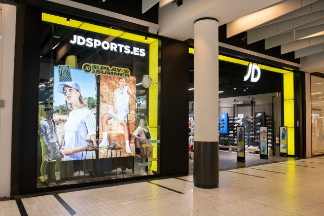 Archivo - Tienda de JD Sports.