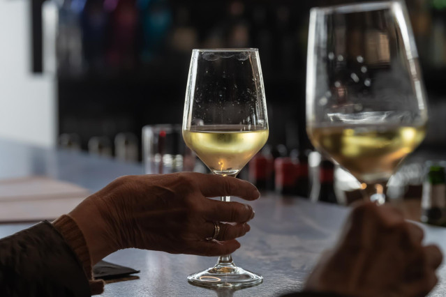 Archivo - Copas de vino,