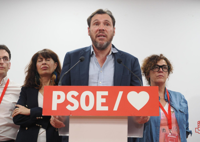 Archivo - El ministro de Transportes , Óscar Puente, a 28 de mayo de 2023, en Valladolid, Castilla y León  (España).