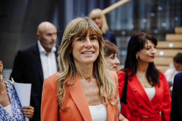 Archivo - La esposa de Pedro Sánchez, Begoña Gómez, durante el acto de clausura del Congreso Ruraltivity, en las Torres Kio de Madrid, a 15 de junio de 2022, en Madrid (España).