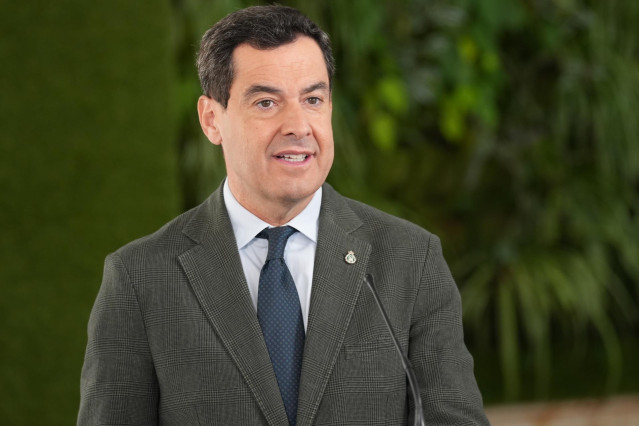 Archivo - El presidente de la Junta de Andalucía, Juanma Moreno, en una foto de archivo.