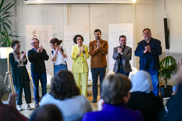 Jenn Díaz, Josep Maria Jové, Alba Camps, Marta Rovira, Ruben Wagensberg, Pere Aragonès y Oriol Junqueras (ERC).