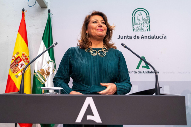 Archivo - La consejera de Agricultura, Pesca, Agua y Desarrollo Rural, Carmen Crespo, durante una rueda de prensa en San Telmo en una imagen de archivo