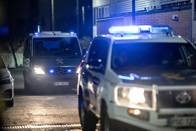 Archivo - Furgón de la Guardia Civil en un operativo
