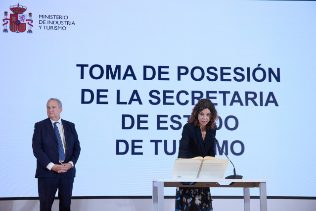 La nueva Secretaria de Estado de Turismo, Rosario Sánchez Grau, durante la toma de posesión de su nuevo cargo, en la sede del ministerio, a 6 de mayo de 2024, en Madrid (España).
