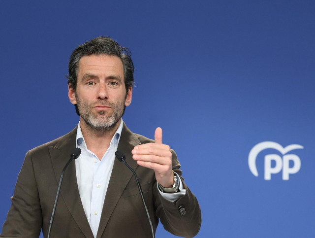 El portavoz del Partido Popular, Borja Sémper, ofrece una rueda de prensa para valorar los resultados de las elecciones vascas, en la sede del PP, a 22 de abril de 2024, en Madrid (España). El PP se ha consolidado como la cuarta fuerza política. Su grupo