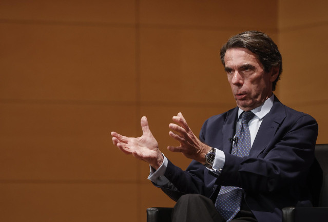 El expresidente del Gobierno José María Aznar, durante la inauguración de las Jornadas 'Memoria y Legado de la Transición', en la sede de la Fundación Bancaja, a 6 de mayo de 2024, en València