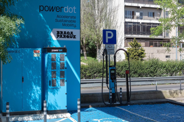 Punto de recarga eléctrica para vehículos de Powerdot