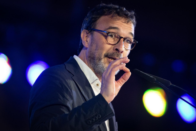 El vicepresidente, portavoz de Junts y número 7 de la lista, Josep Rius, interviene durante un acto de campaña, en Jean Carrère Space, a 1 de mayo de 2024, en Argelès (Francia).