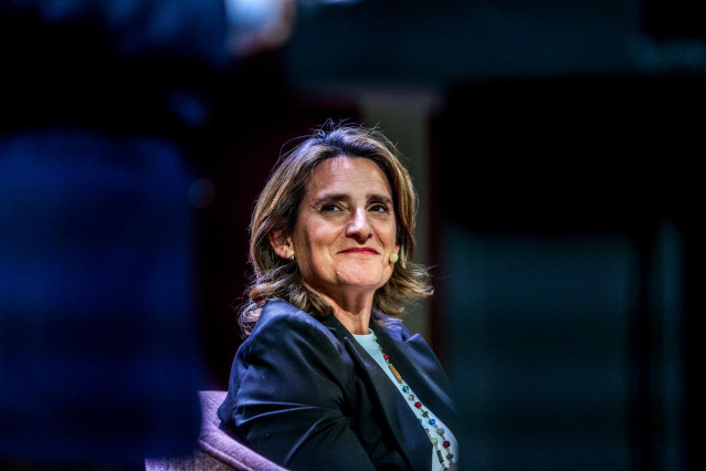 La vicepresidenta y ministra para la Transición Ecológica y el Reto Demográfico, Teresa Ribera, durante el encuentro ‘Consolidar la agenda verde Europea’, en el Ateneo de Madrid, a 6 de mayo de 2024, en Madrid (España).