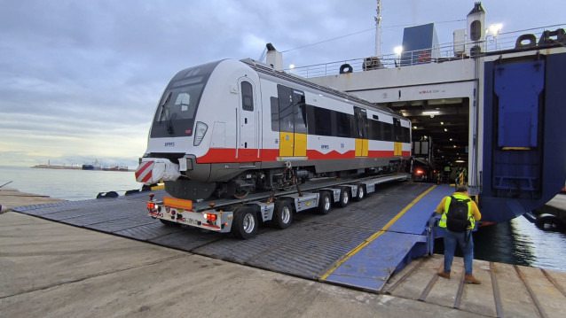 Trenes fabricados por CAF