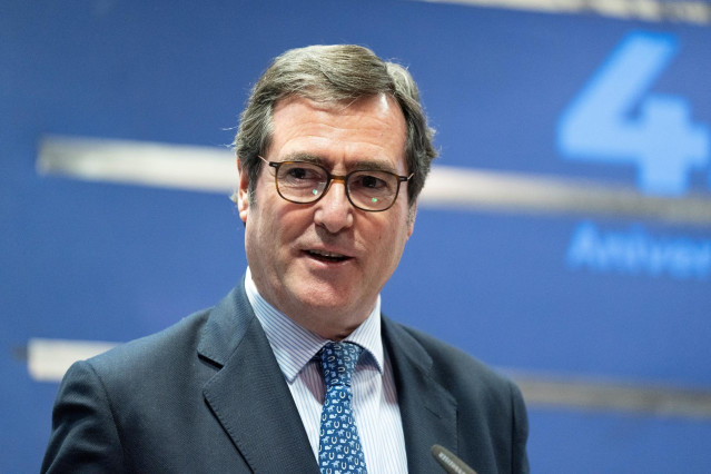 Archivo - El presidente de la CEOE, Antonio Garamendi