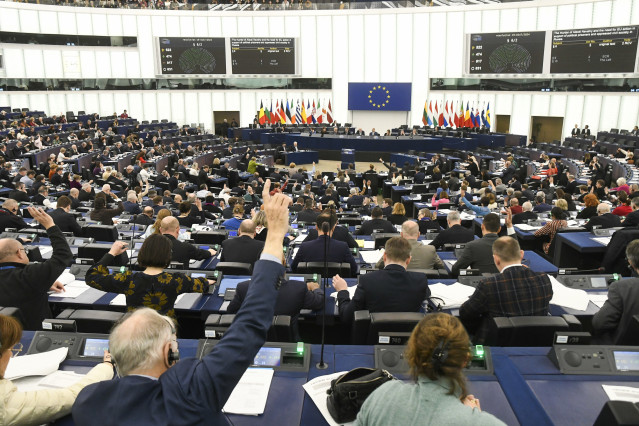 Archivo - Sesión de votación en el pleno del Parlamento Europeo en Estrasburgo