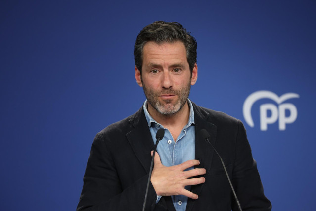 El portavoz del Partido Popular, Borja Sémper, durante una rueda de prensa posterior a la reunión del Comité de Dirección del Partido Popular, en la sede del PP, a 13 de mayo de 2024, en Madrid (España). Con casi el 100% de los votos escrutados, el PP ha