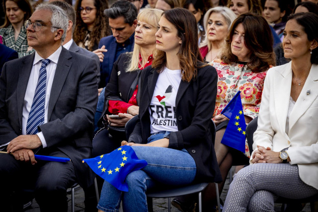 Archivo - La portavoz de Más Madrid en el Ayuntamiento, Rita Maestre, ha mostrado su rechazo a la guerra con una camiseta por una Palestina libre