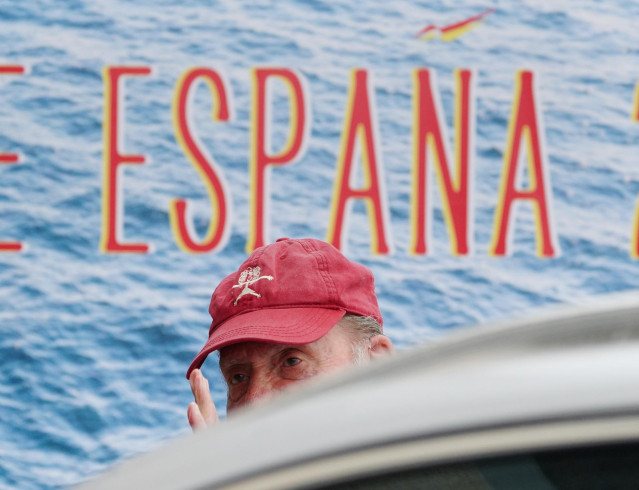 Archivo - El Rey emérito Juan Carlos I clausura la 3ª Regata del IV Circuito Copa de España 2022 de la clase 6 Metros a 22 de mayo de 2022, en Sanxenxo, Pontevedra