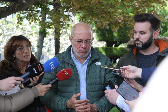 Candidatis de Izquierda Española a la europeas Soraya Rodríguez, Francisco Igea y Pedro García. Foto E.R.
