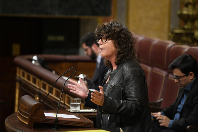 La diputada de ERC Teresa Jordà interviene durante una sesión plenaria en el Congreso de los Diputados, a 23 de abril de 2024, en Madrid (España).
