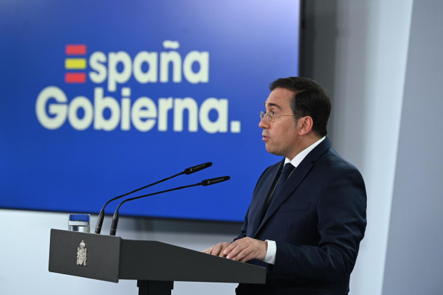 El ministro de Asuntos Exteriores, Unión Europea y Cooperación, José Manuel Albares, durante una comparecencia institucional, en el Complejo de la Moncloa, a 19 de mayo de 2024, en Madrid (España). El Gobierno ha decidido este domingo, 19 de mayo, llamar