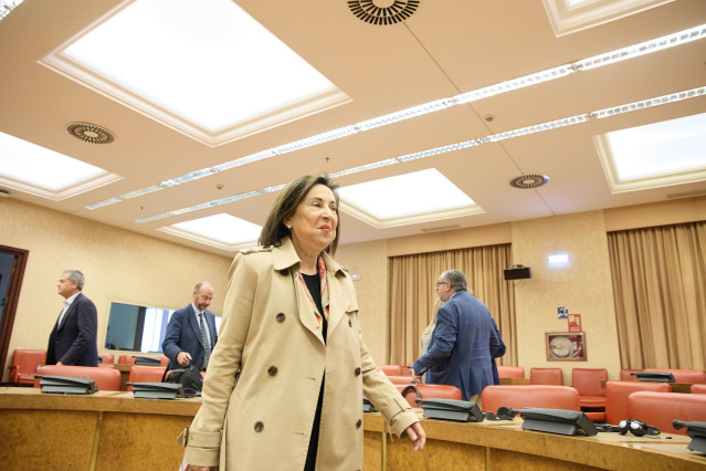 La ministra de Defensa, Margarita Robles, a su llegada para comparecer a la Comisión Mixta de Seguridad Nacional, en el Congreso de los Diputados, a 20 de mayo de 2024, en Madrid (España).