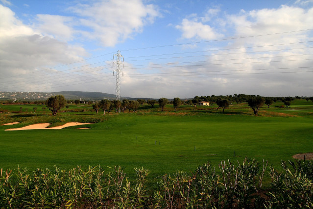 Archivo - Campo de golf