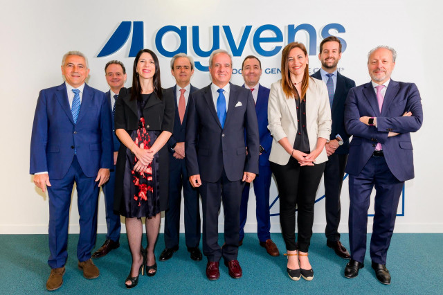 De Izquierda a Derecha: Javier Pérez; Valentín Sánchez; Clara Santos; Francisco Ruiz;  Pedro Malla; Manuel Gabás; Mercedes Pozuelo; Joaquín Barallat y  Antonio Cruz.