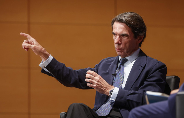 El expresidente del Gobierno José María Aznar, durante la inauguración de las Jornadas 'Memoria y Legado de la Transición', en la sede de la Fundación Bancaja, a 6 de mayo de 2024, en Valencia, Comunidad Valenciana (España). El próximo 9 de mayo José Manu